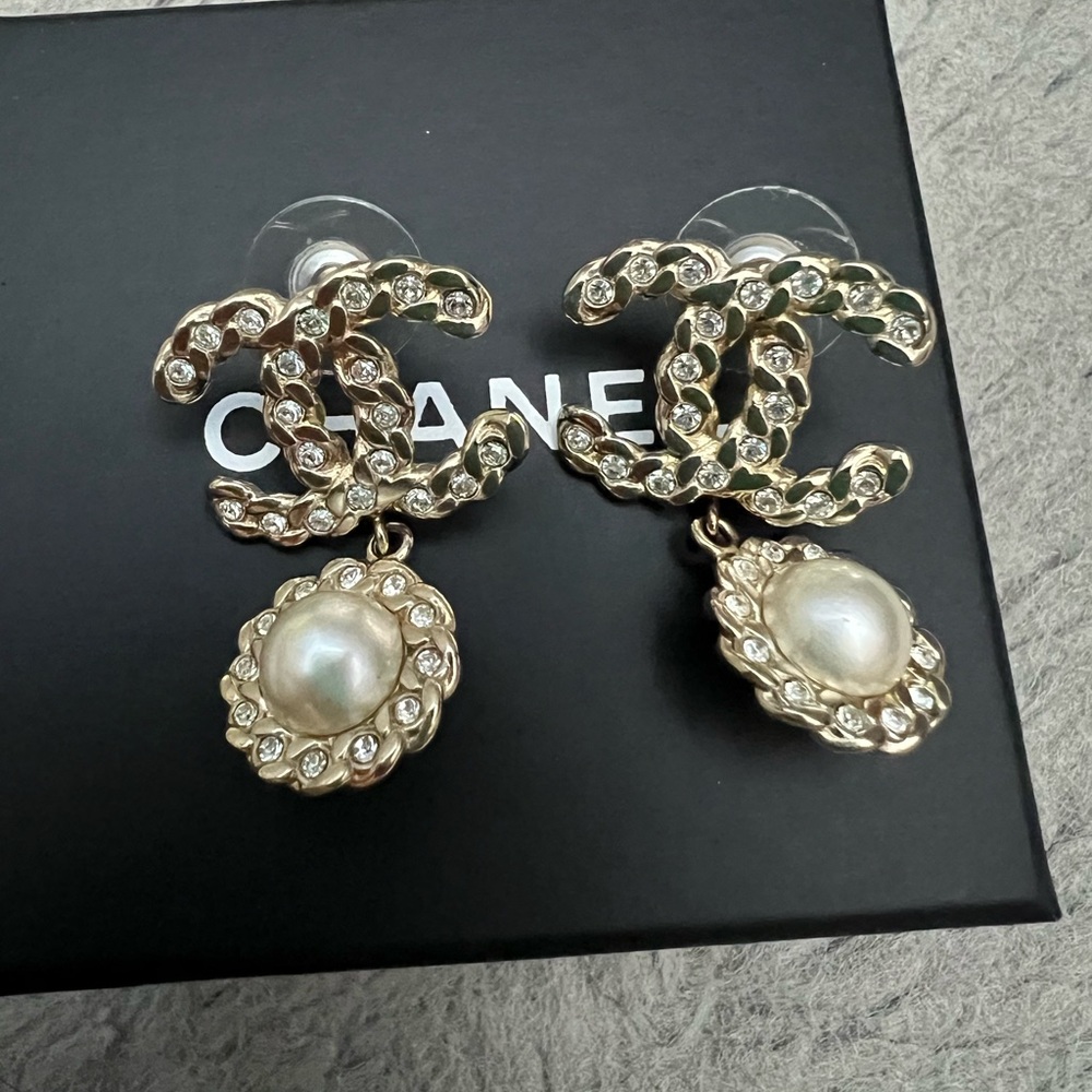Chanel Earrings - Picture 3 of 12